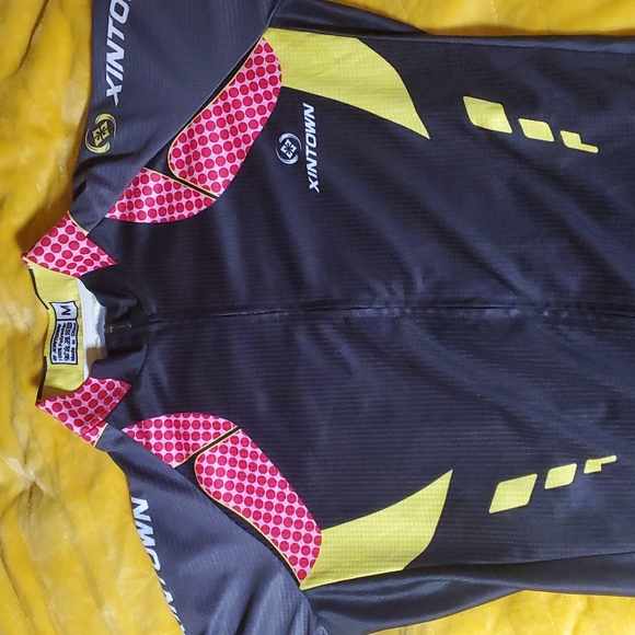 Like New 🖤 Cycle Jersey - Picture 3 of 12